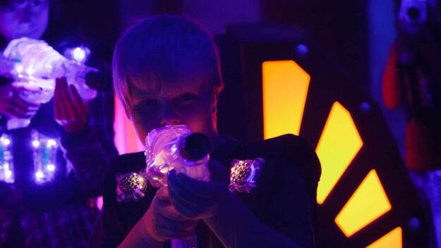 Activités pour des vacances à Guérande laser game à guérande
